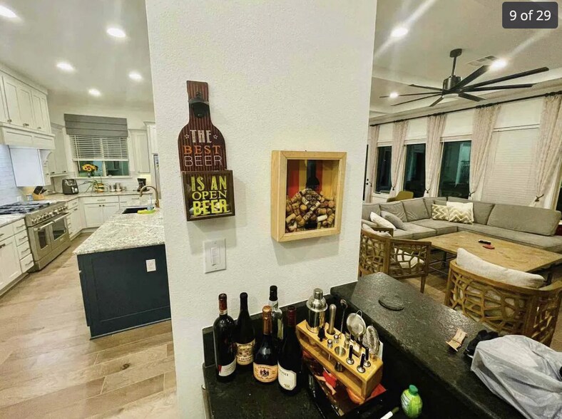 Wet bar in open living/kitchen/dining - 24719 Resort Pky