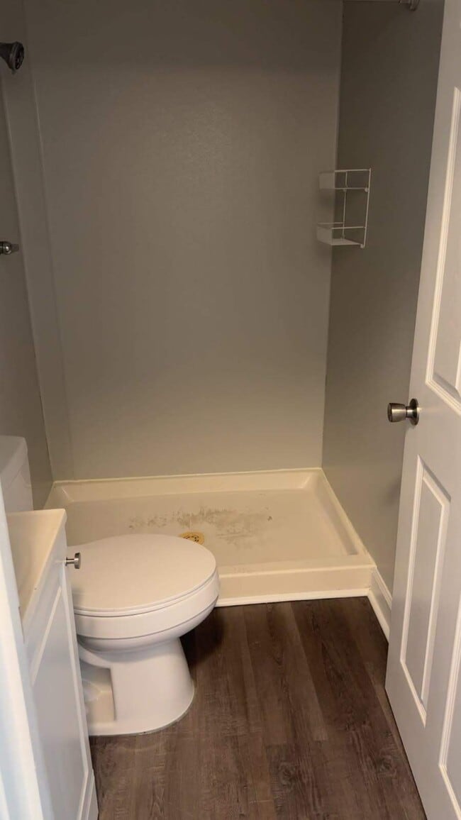 Building Photo - 805 Rountree Ave SE