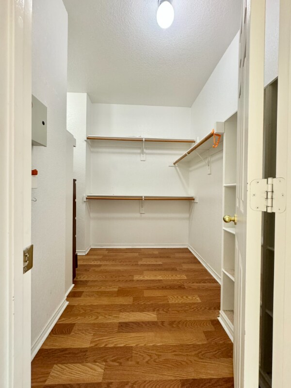 Building Photo - 1303 Kenshire Ct