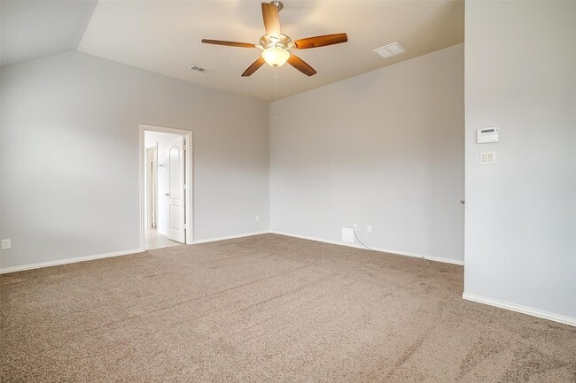 Building Photo - 1721 Castle Creek Dr