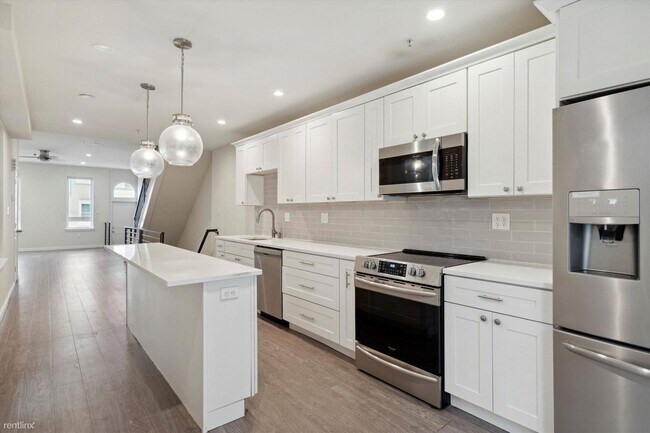 Building Photo - 5 br, 5 bath House - 1826 W Montgomery Ave
