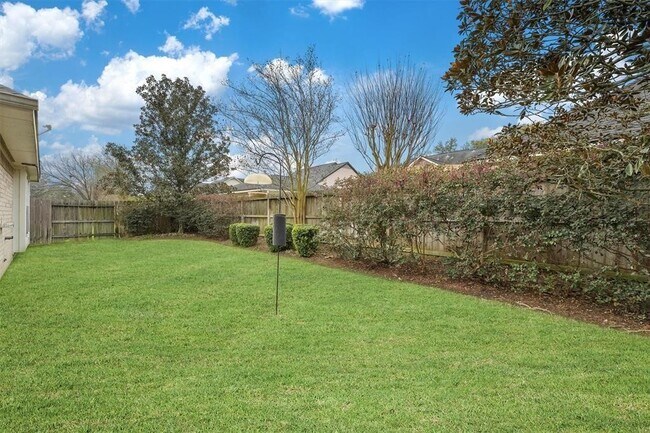 Building Photo - 12119 Ember Isles Ln