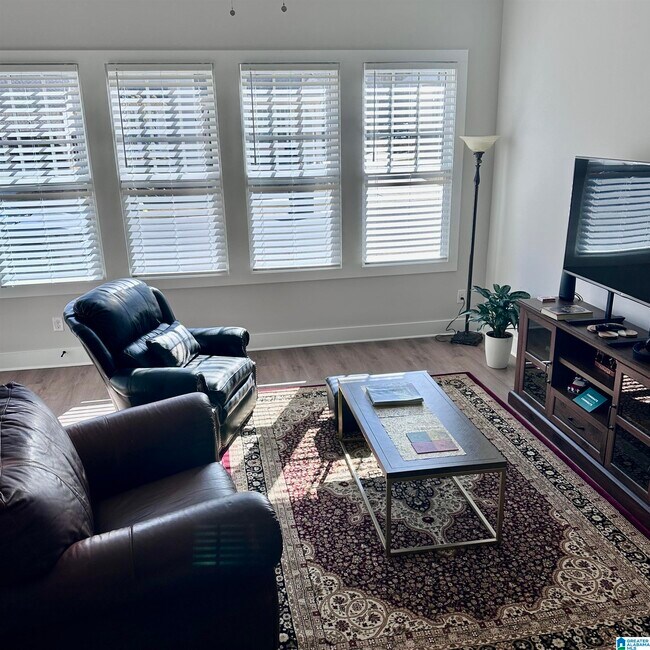 Building Photo - 4740 Arden Wy