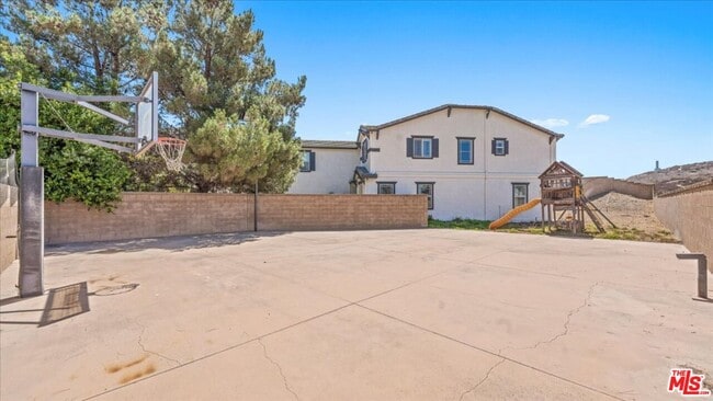 Building Photo - 11962 Alpine Dr