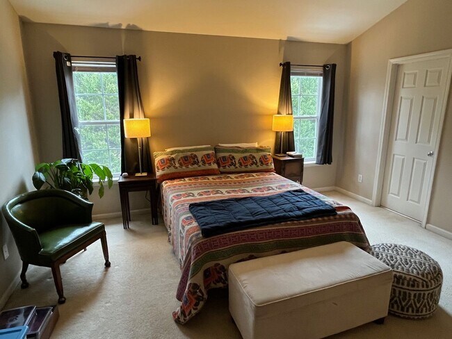 Building Photo - Lease-Takeover with Option for 12-month renewal!