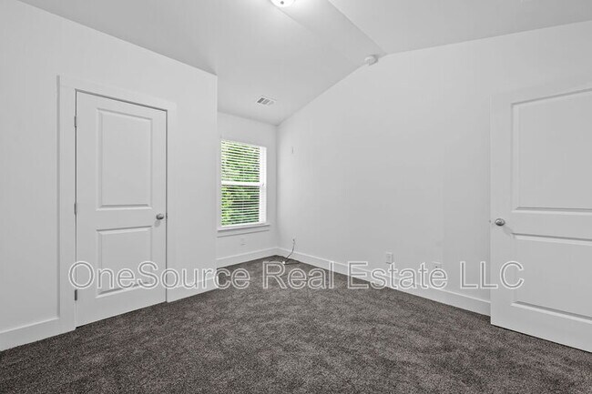 Building Photo - 5350 Brooklands Dr