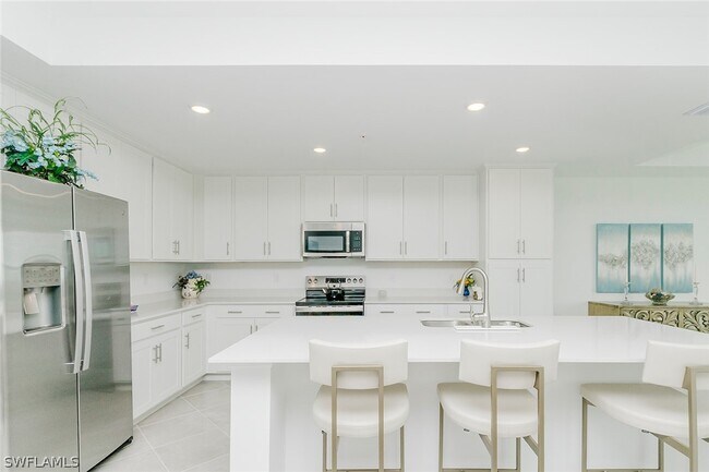 Building Photo - 5555 Double Eagle Cir