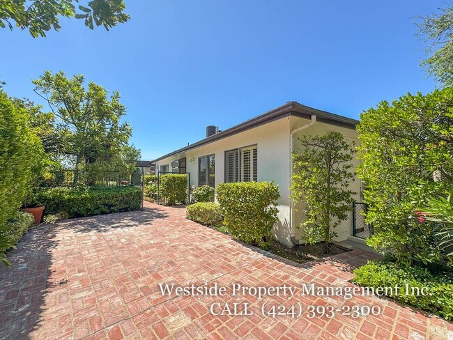Building Photo - 16951 Ivadel Pl