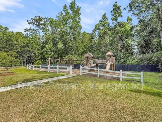 Building Photo - 151 Morning Vw Wy