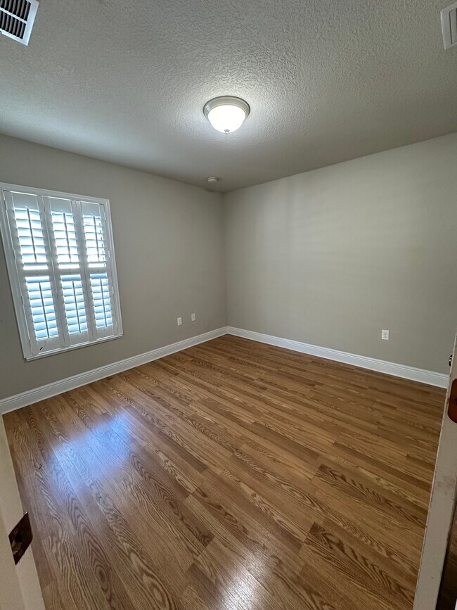 Building Photo - 3702 Brantley Cir