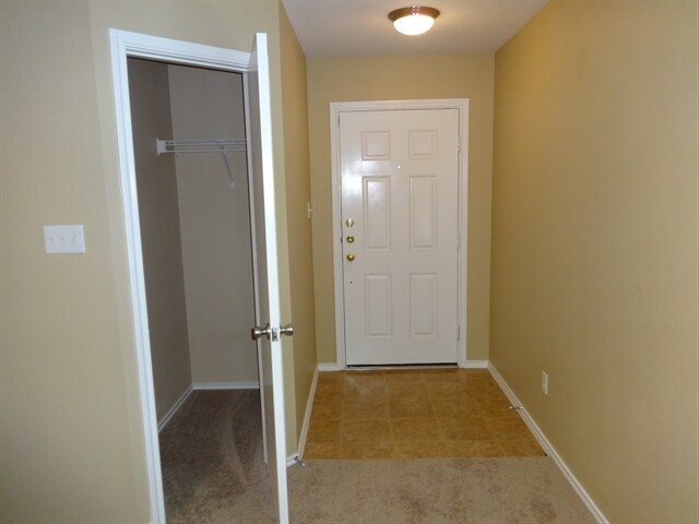 Building Photo - 211 Remington Run