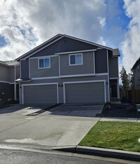 Building Photo - Brand New 4-Bedroom Duplex in Lacey!