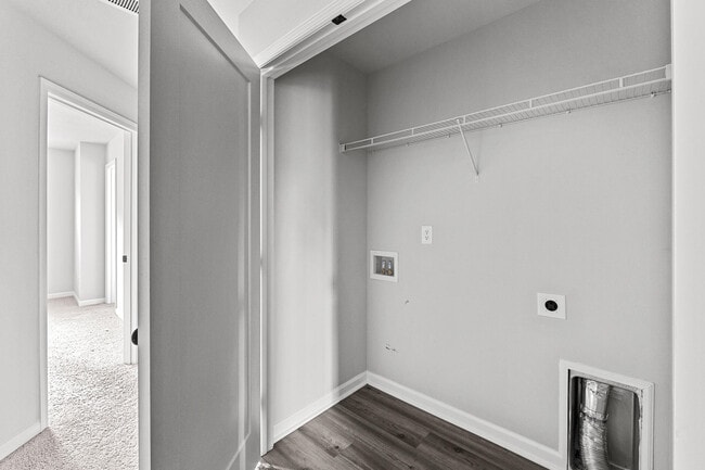 Building Photo - 847 Felix Wy