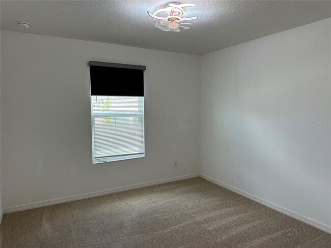 Building Photo - 212 Hamlet Lp