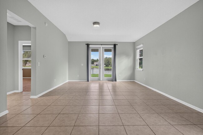 Building Photo - 13685 Goodson Pl