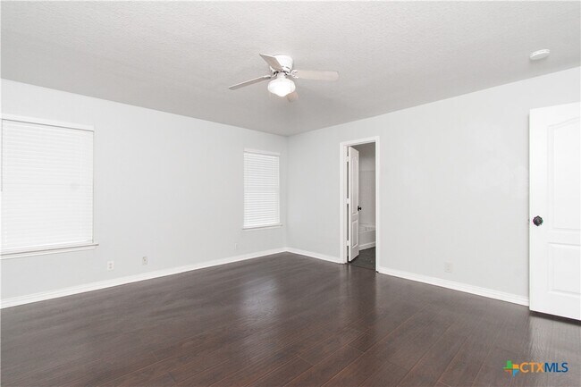 Building Photo - 283 Cordero Dr