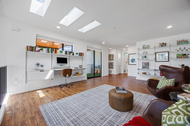 Building Photo - 480 Starlight Vlg Lp