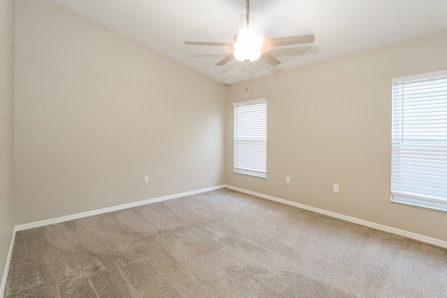Building Photo - 1411 Wickford Pl