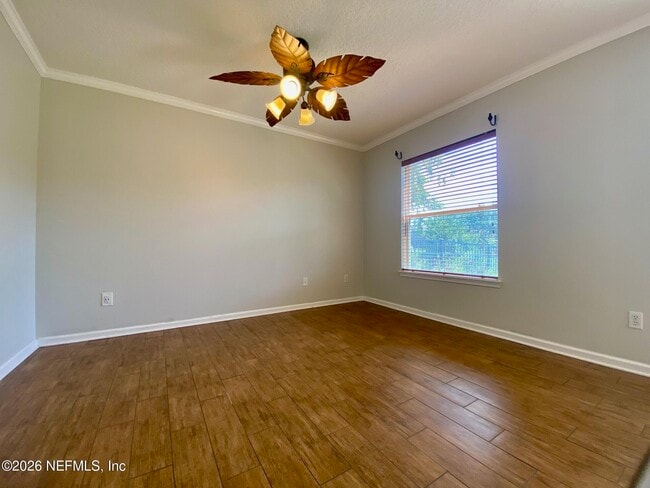 Building Photo - 1530 Vineland Cir