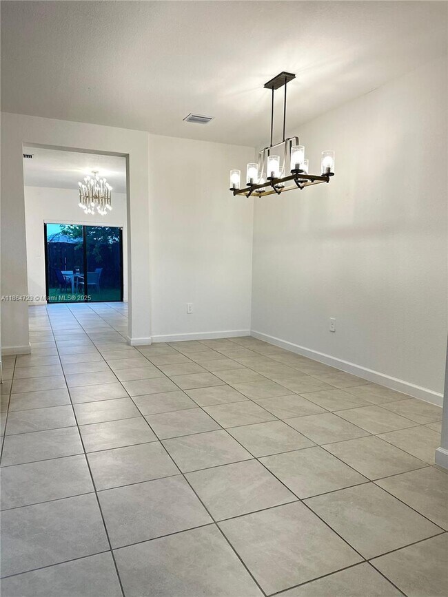 Building Photo - 11775 SW 246 Terrace
