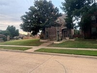 Building Photo - 503 Hawken Dr