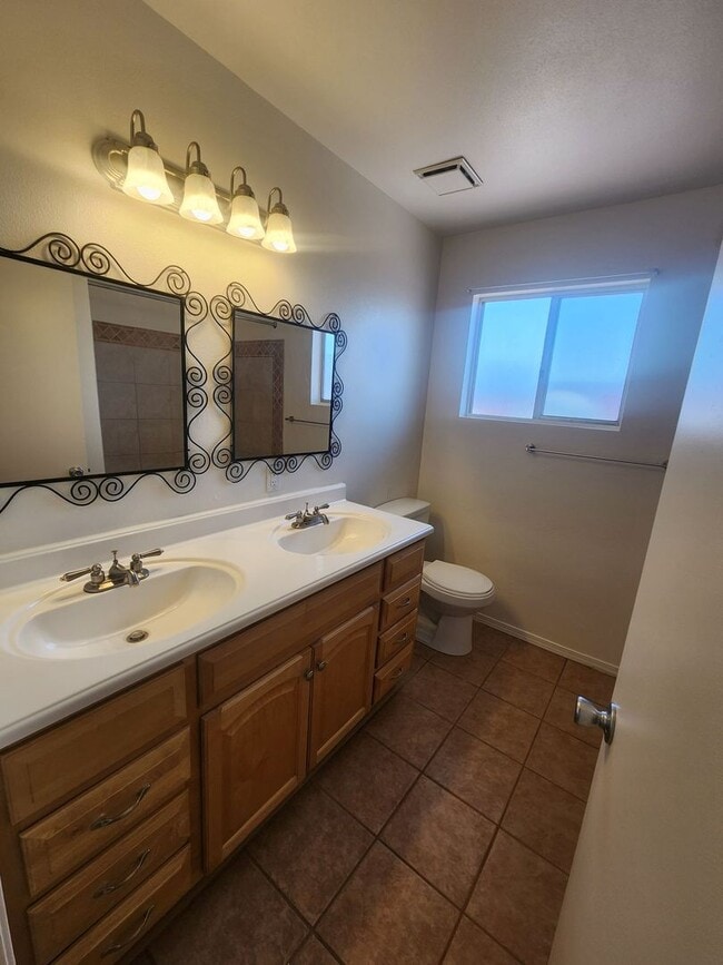 Building Photo - COMING SOON!! LARGE 3 bedroom home