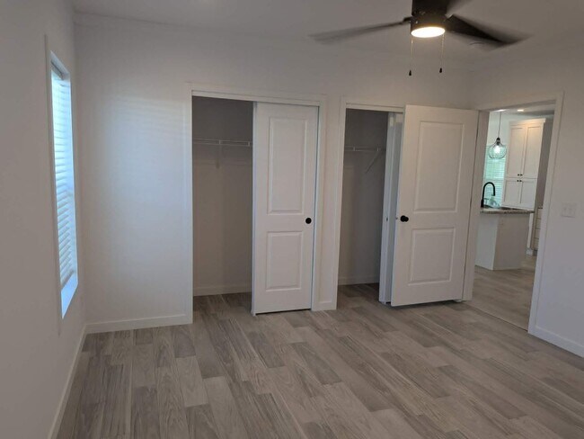 Building Photo - 5702 Blue Harbor Dr