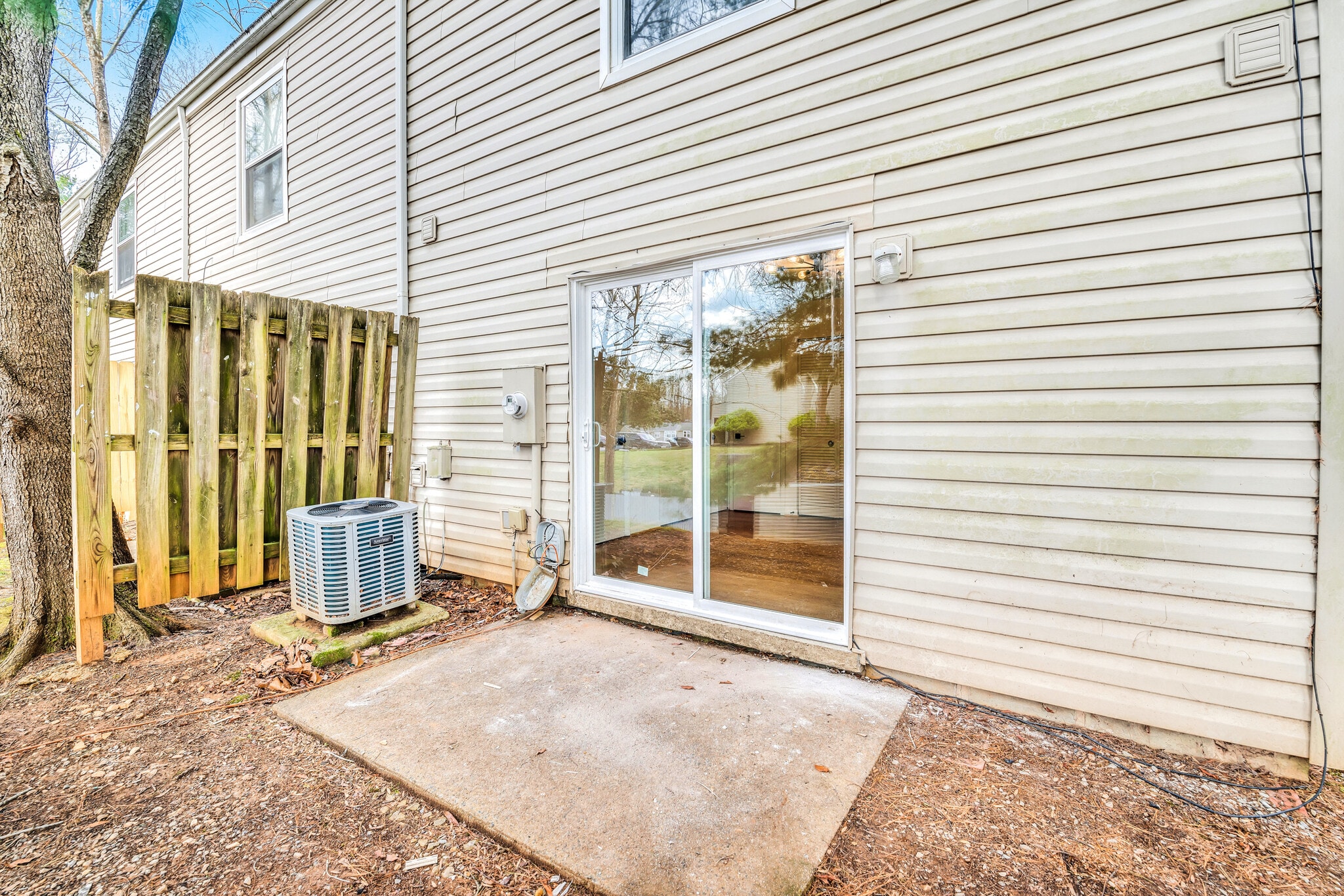 Building Photo - 2728 Gatewood Cir