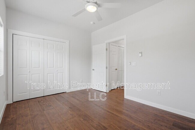 Building Photo - 216 E Fest St