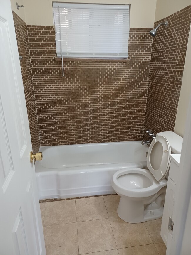 5101 Asheville Hwy 5101 Asheville Hwy Knoxville TN 37914 Apartment