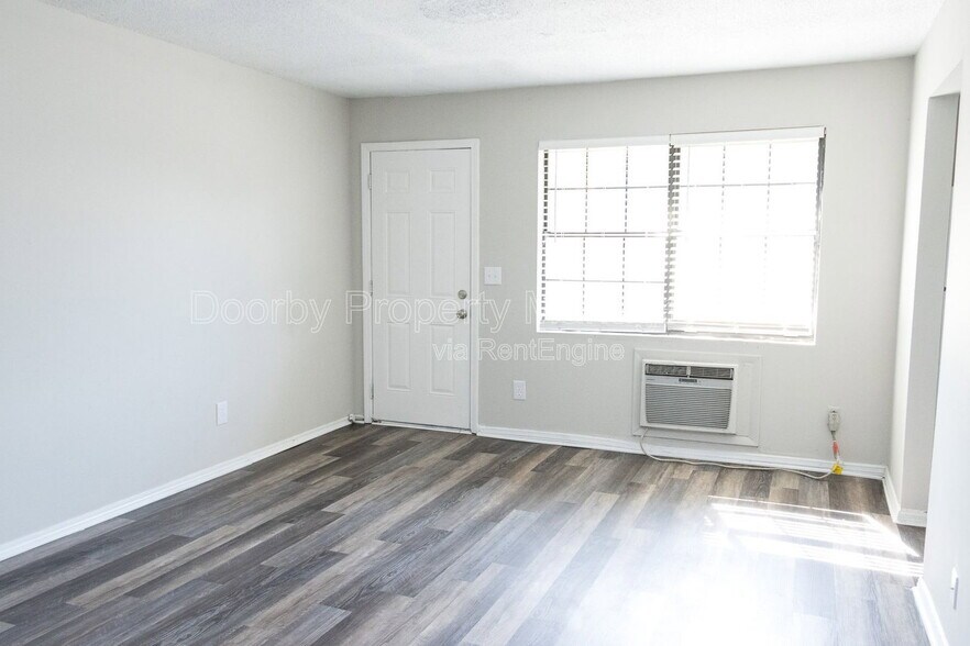 Building Photo - 5102 Tennessee 58