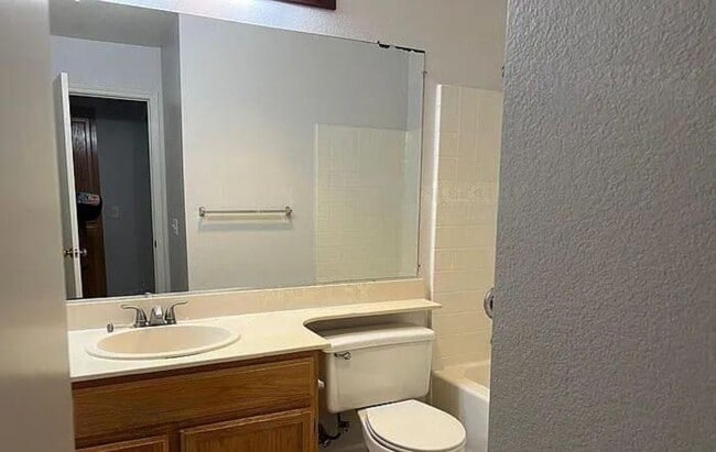 Building Photo - 1135 Ranch Point Way