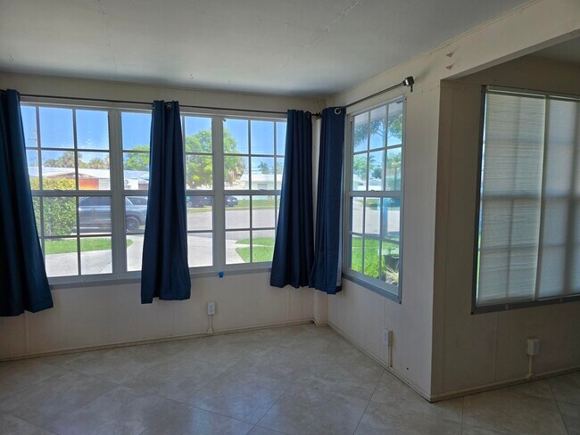 Building Photo - 2672 Rockcrest Ct