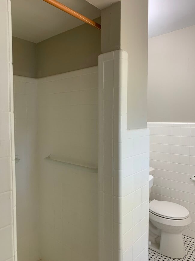 Building Photo - COMING SOON! Spacious 4 Bedroom Single-Family Home - No Carpet