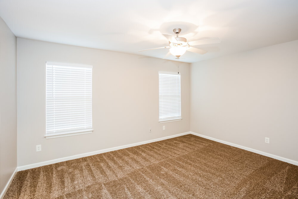 Building Photo - 363 Morning Dew Dr