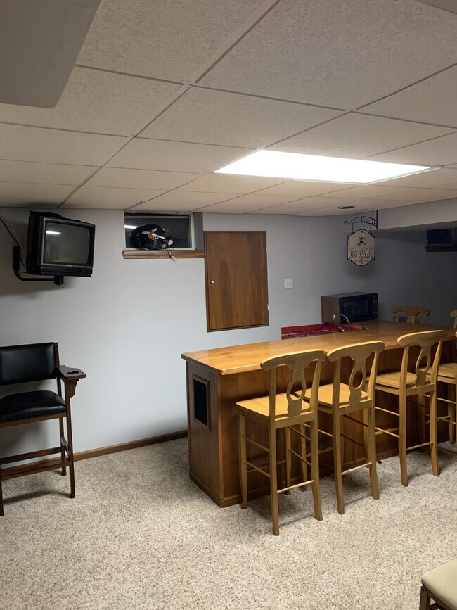 Finished basement - 5546 Breshly Way