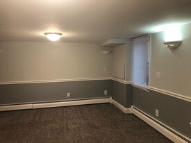 Building Photo - 238 N Summit St