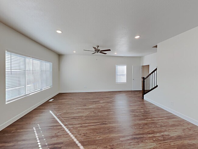 Building Photo - 1288 Rickshaw Ln