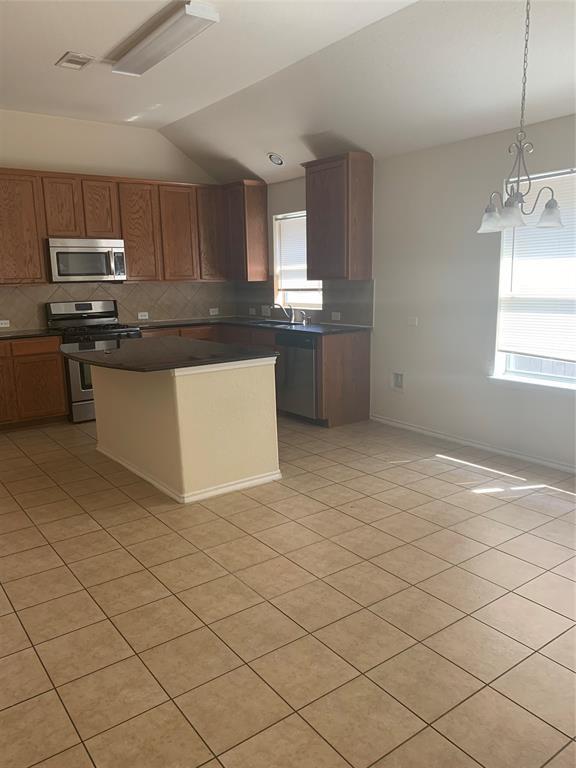 Building Photo - 446 Oak Chase Dr