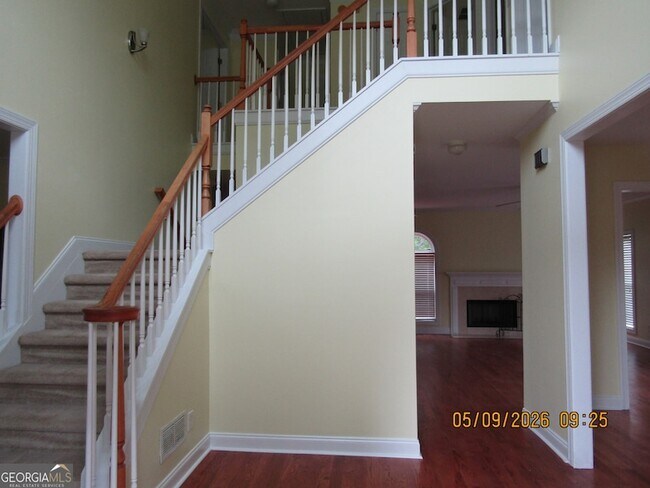 Building Photo - 2811 Weatherstone Cir SE