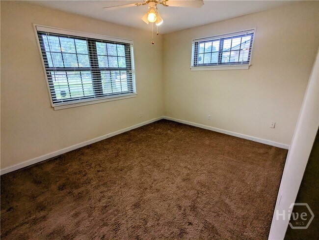 Building Photo - 1107 Meridian Dr