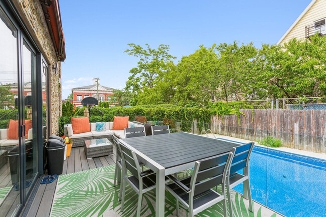 Building Photo - 96 Columbia Terrace