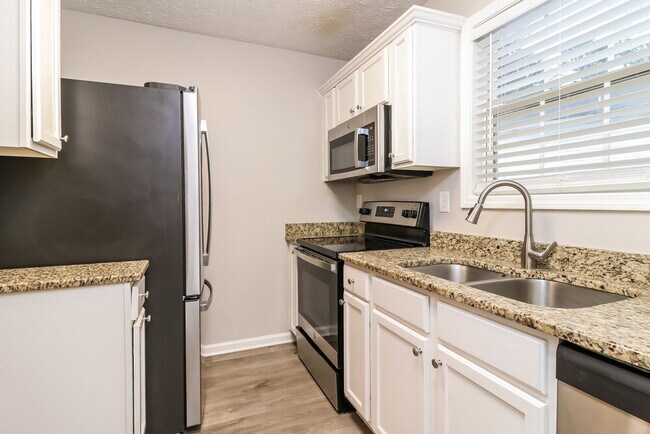 Building Photo - 2394 Oakland Spring Dr