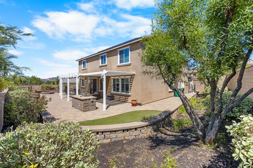 Building Photo - 25589 Foxglove Ln