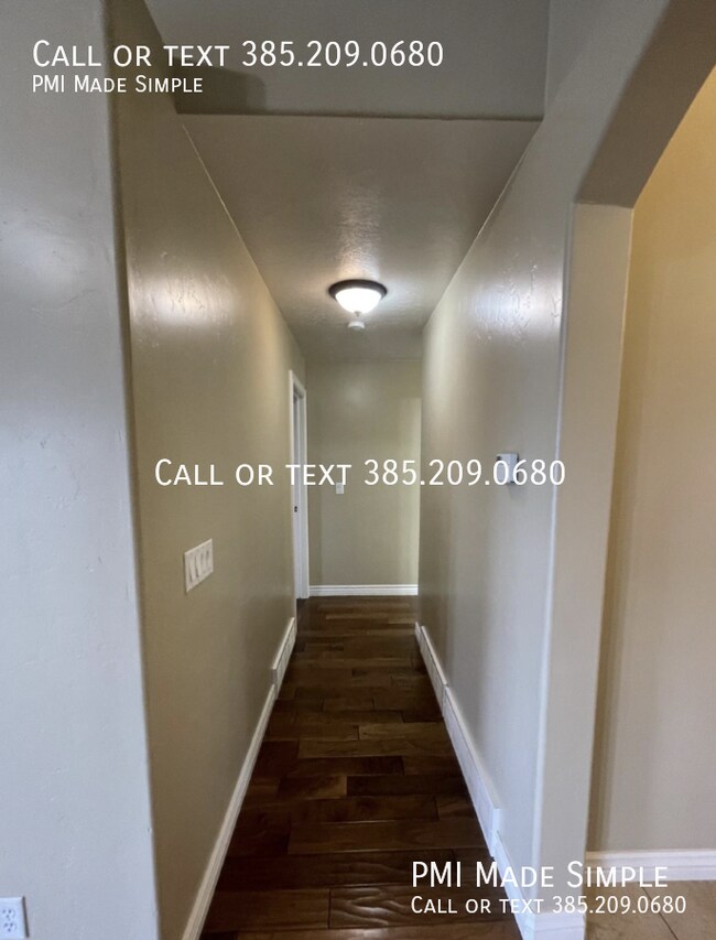 Building Photo - 899 N 800 E