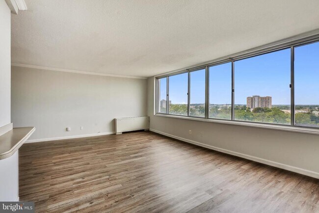 Building Photo - 11801 Rockville Pike