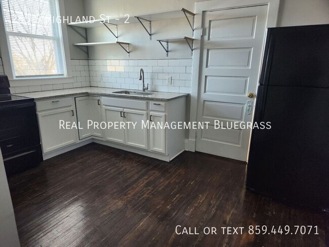 Building Photo - 265 S Highland St