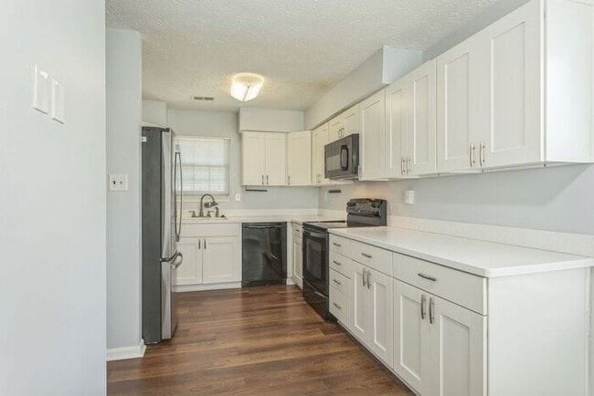 Building Photo - 6047 Red Wolf Pl