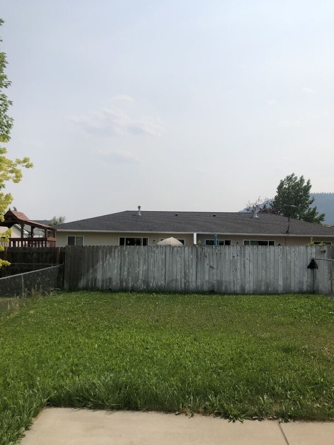 Building Photo - Townhome in South Kalispell