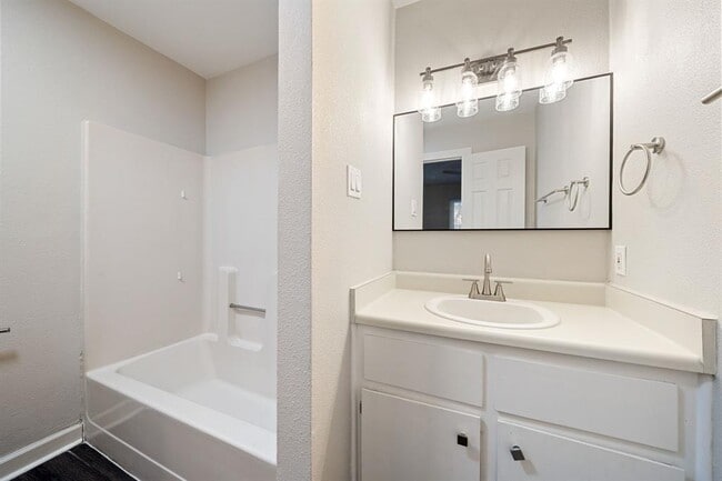 Building Photo - 1810 Mearns Meadow Blvd